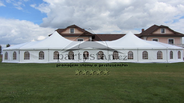 Fotografie: Boční opláštění stanu